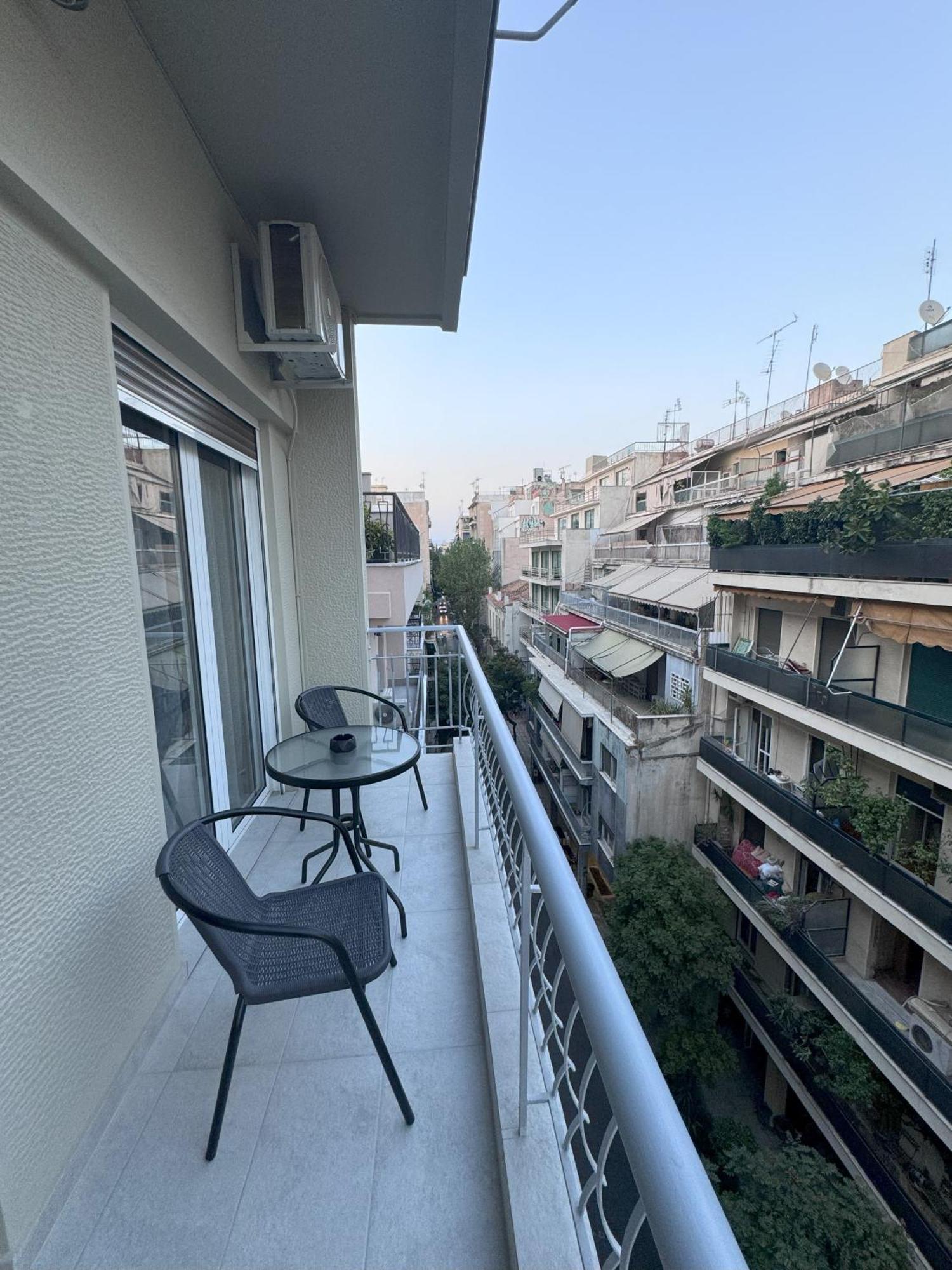 Ntinos Apartment Center Exarcheia Athens Exterior photo