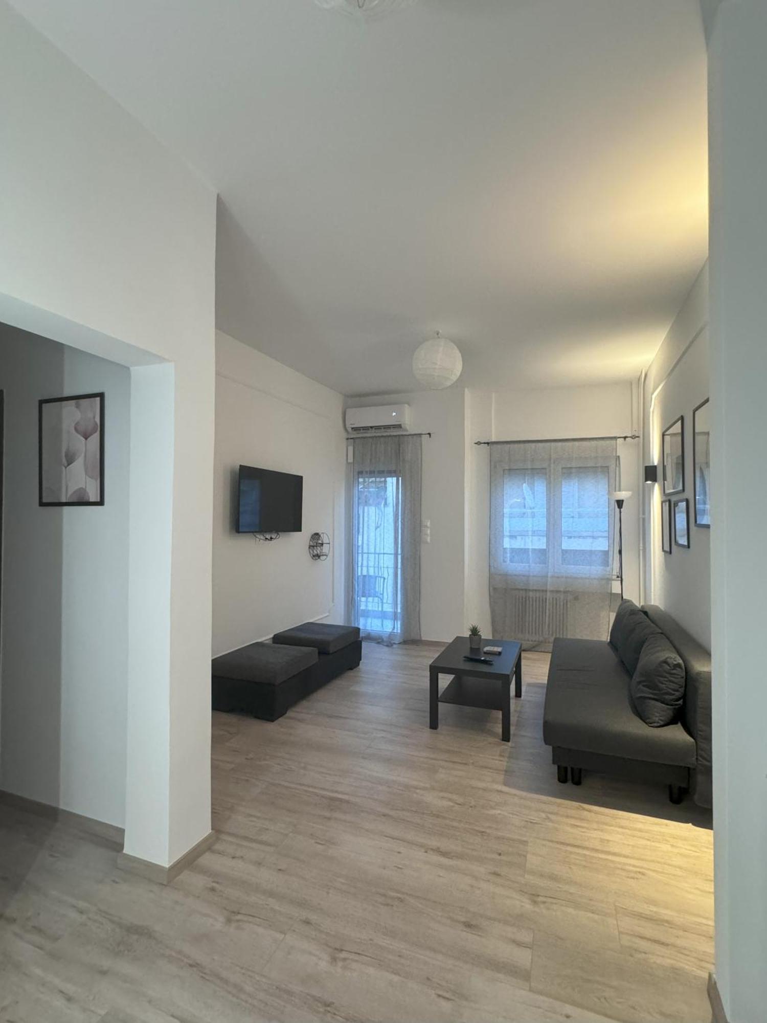 Ntinos Apartment Center Exarcheia Athens Exterior photo